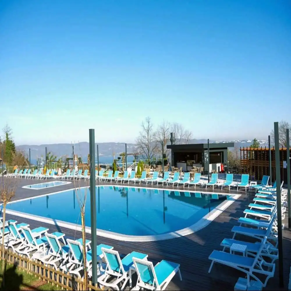 Meerblick und Pool