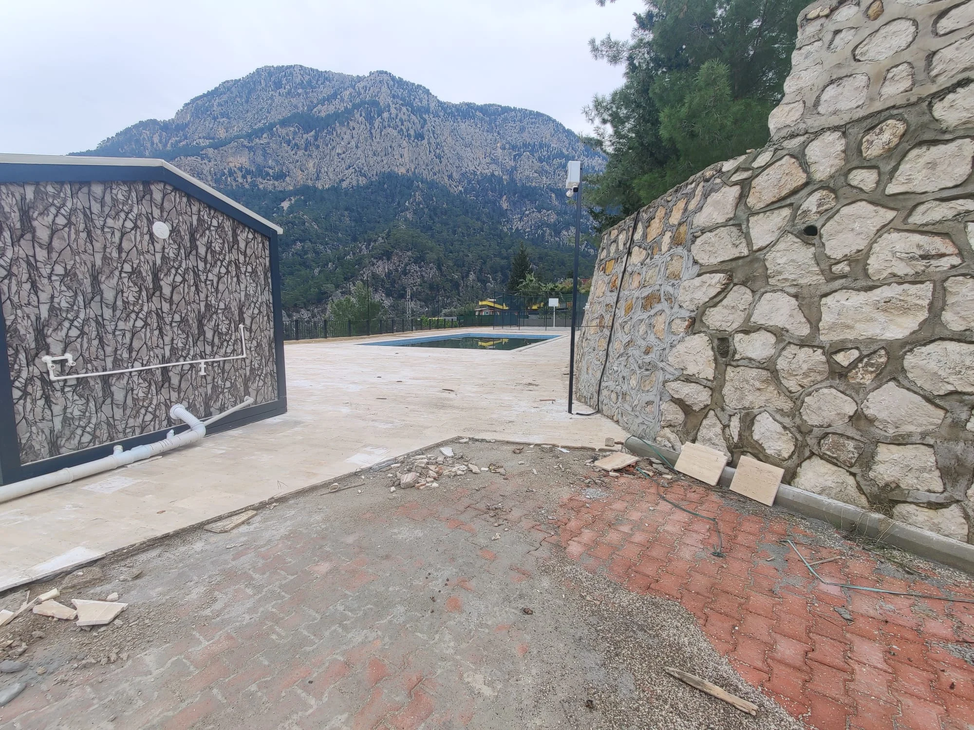 Gemeinschaftspool