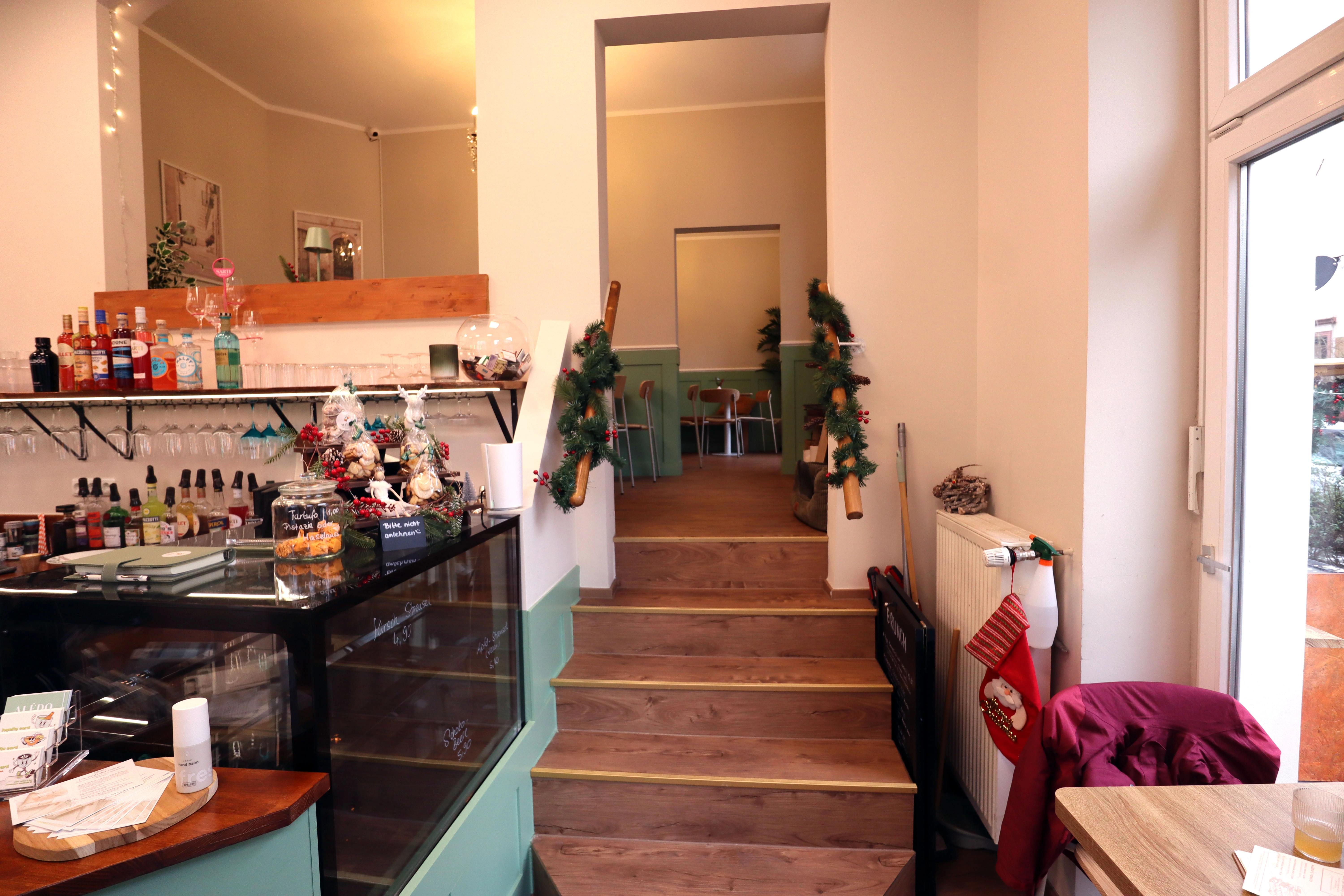 Aufgang zum Sitzraum